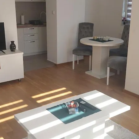 Bjanka Lejlighed Banja Luka