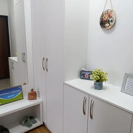 Bjanka Apartamento *